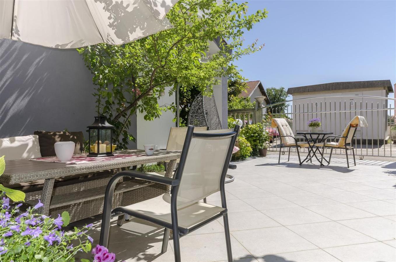 Apartments Keran - By Suites Living Водице Экстерьер фото