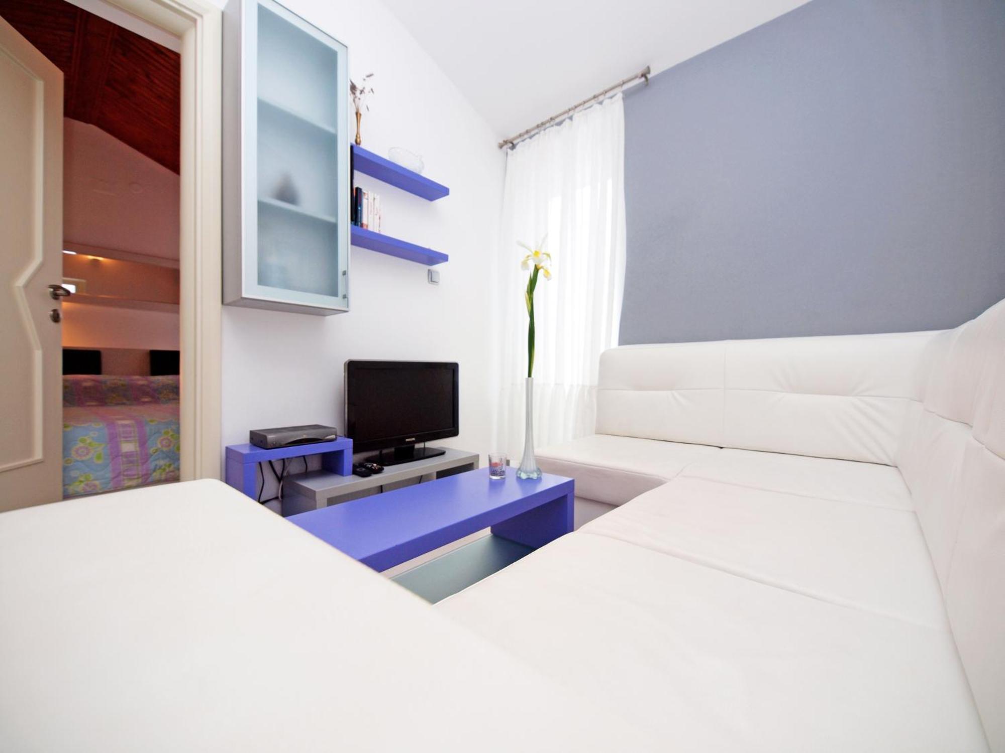 Apartments Keran - By Suites Living Водице Экстерьер фото